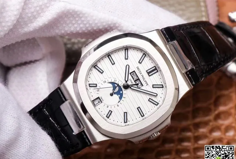 Patek Philippe Nautilus 5726 1A-010 PF Factory 1:1 Best Edition Replica Watch White Dial