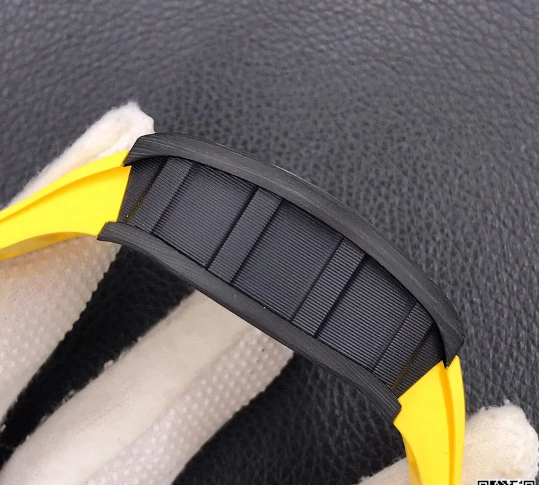 Richard Mille RM-011 KV Factory 1:1 Best Edition Replica Watch Carbon Fiber
