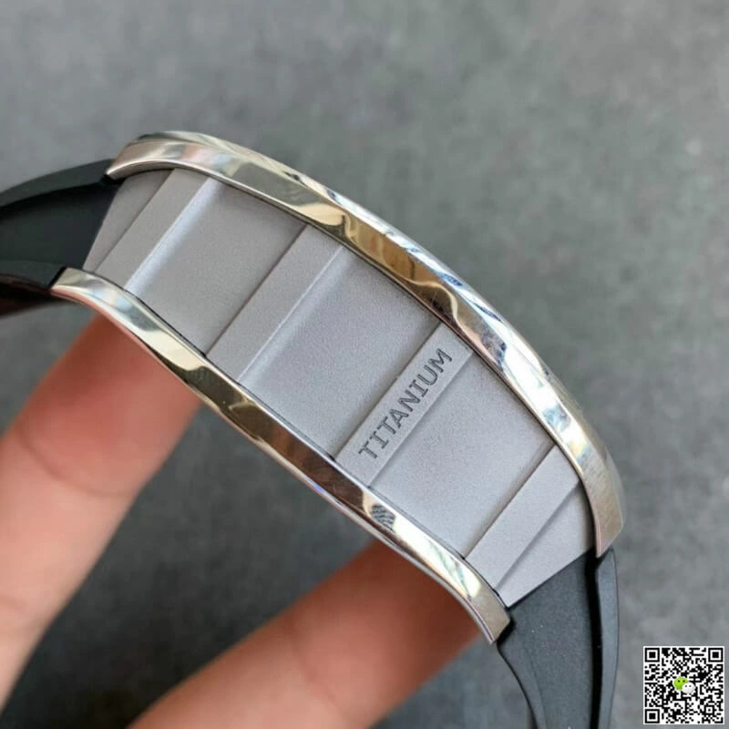 Richard Mille RM011 KV Factory 1:1 Best Edition Replica Watch Black Strap