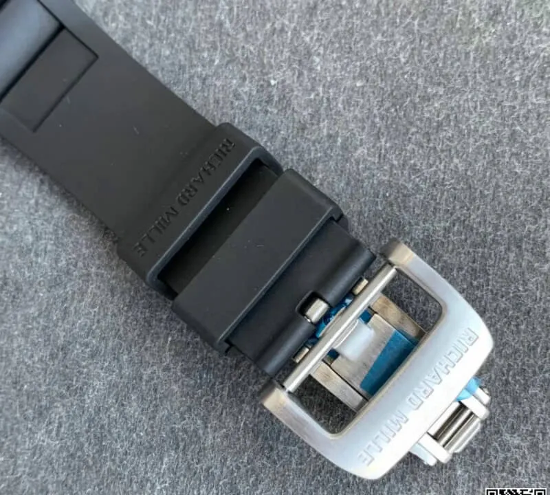Richard Mille RM011 KV Factory 1:1 Best Edition Replica Watch Black Strap