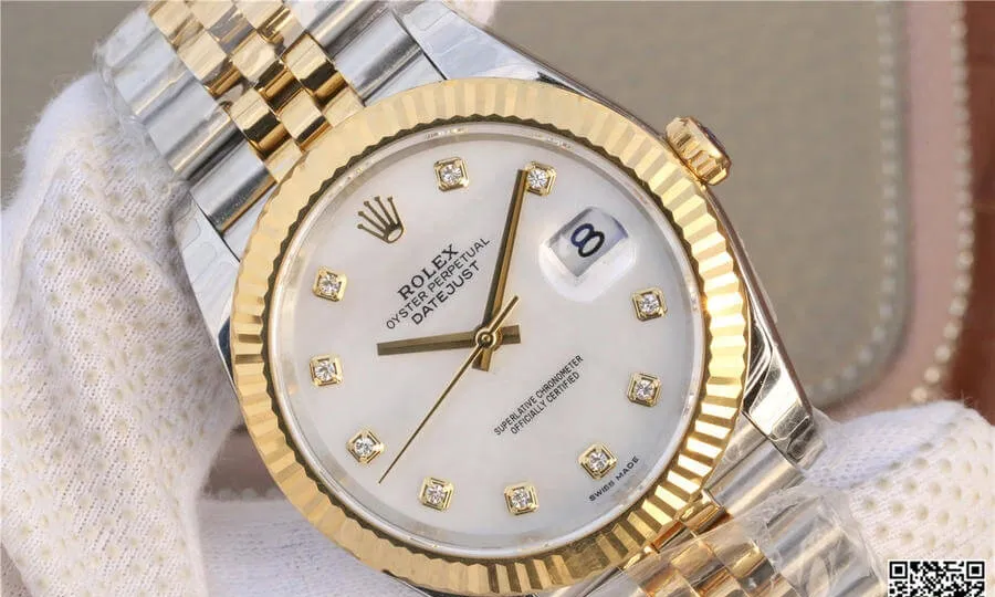 Rolex Datejust M126333-0018 EW Factory 1:1 Best Edition Replica Watch Gold Bezel