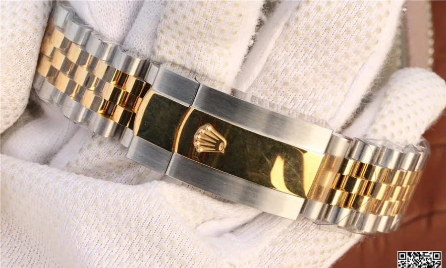 Rolex Datejust M126333-0018 EW Factory 1:1 Best Edition Replica Watch Gold Bezel