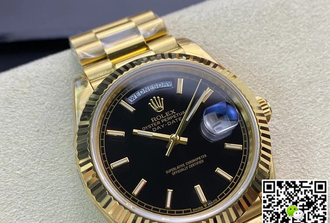 Rolex Day Date 40MM EW Factory 1:1 Best Edition Replica Watch Golden Strap