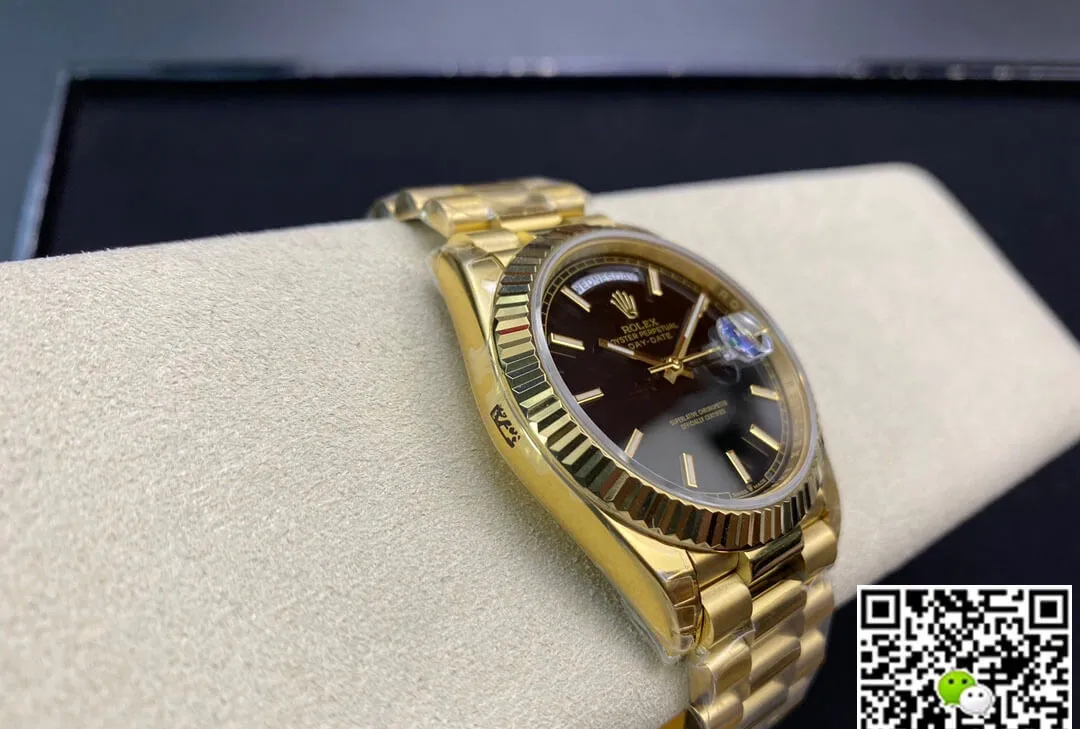 Rolex Day Date 40MM EW Factory 1:1 Best Edition Replica Watch Golden Strap