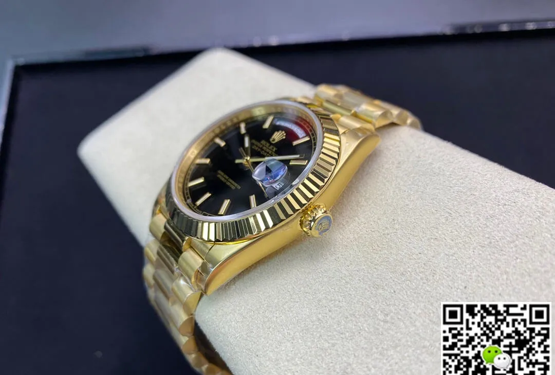 Rolex Day Date 40MM EW Factory 1:1 Best Edition Replica Watch Golden Strap