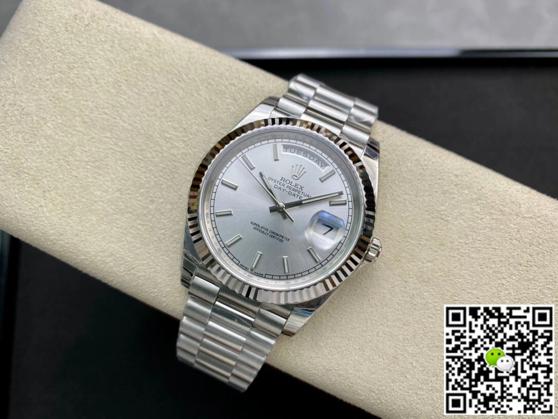 Rolex Day Date 40MM EW Factory 1:1 Best Edition Replica Watch Silver Strap