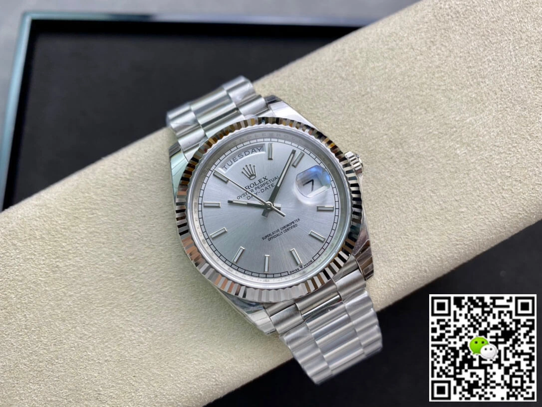 Rolex Day Date 40MM EW Factory 1:1 Best Edition Replica Watch Silver Strap