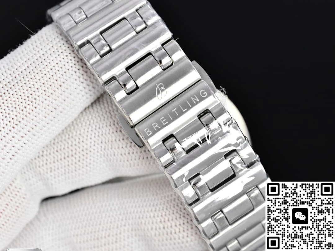 TW Factory Breitling Chronomat P323982A1F1A1 1:1 Best Edition Replica Watch
