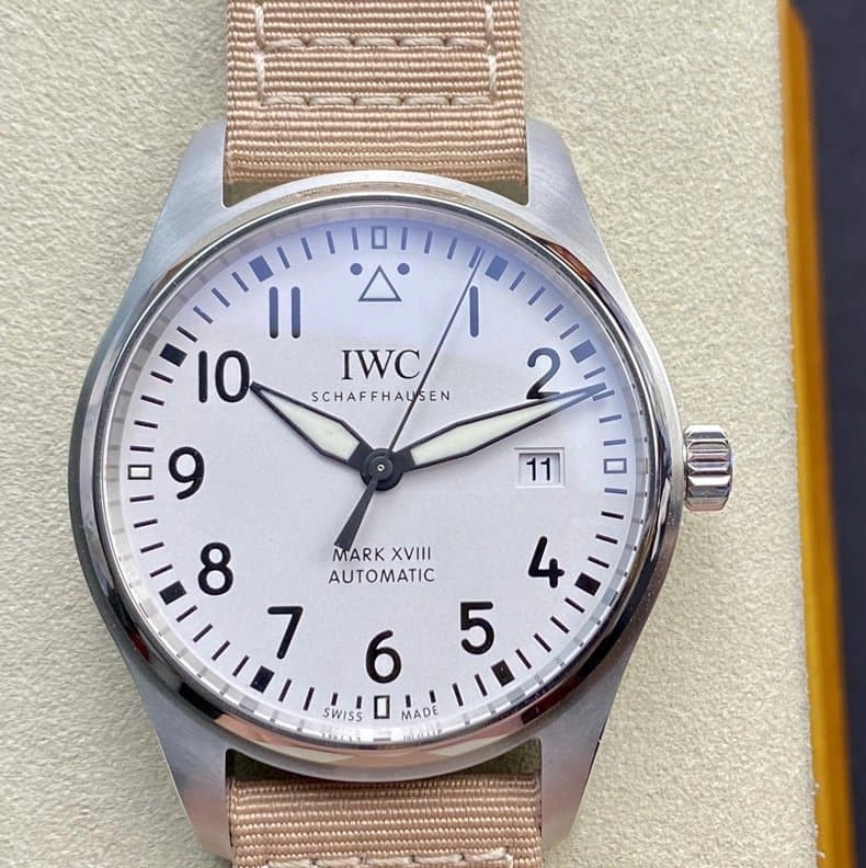 V7 Factory IWC Pilot IW327017 1:1 Best Edition Replica Watch