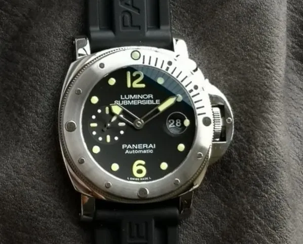 VS Factory Panerai Submersible PAM01024 1:1 Best Edition Replica Watch