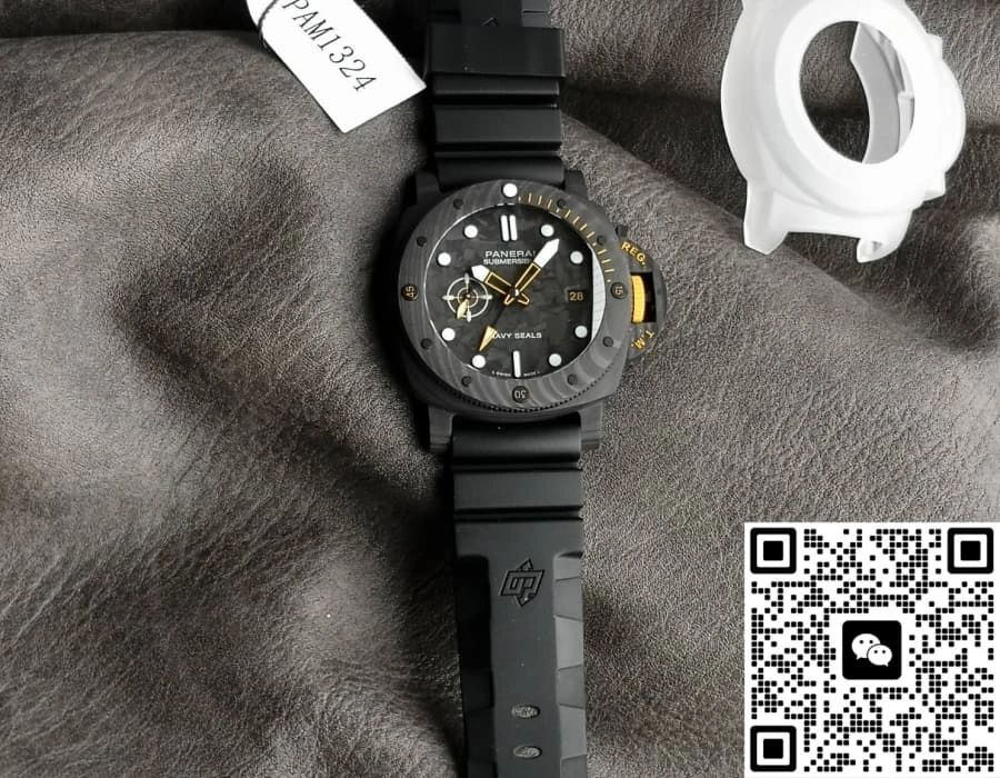 VS Factory Panerai Submersible PAM01324 1:1 Best Edition Replica Watch