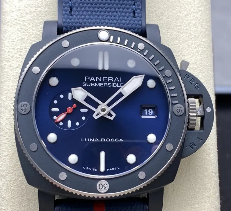 VS Factory Panerai Submersible PAM01466 1:1 Best Edition Replica Watch
