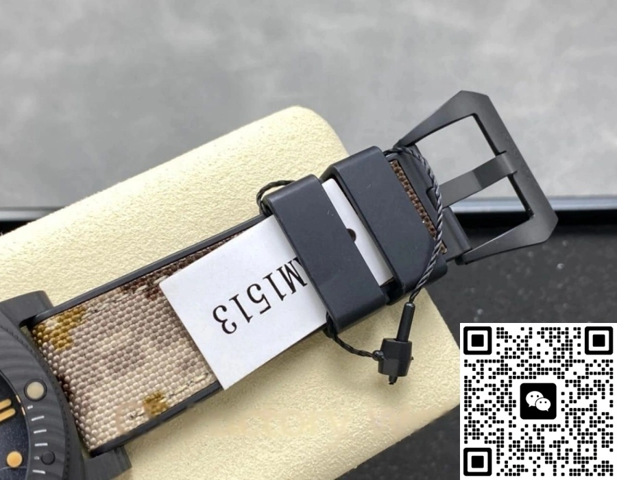 VS Factory Panerai Submersible PAM01513 1:1 Best Edition Replica Watch