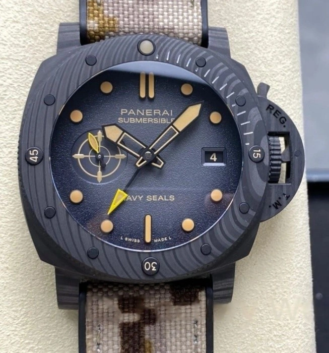 VS Factory Panerai Submersible PAM01513 1:1 Best Edition Replica Watch