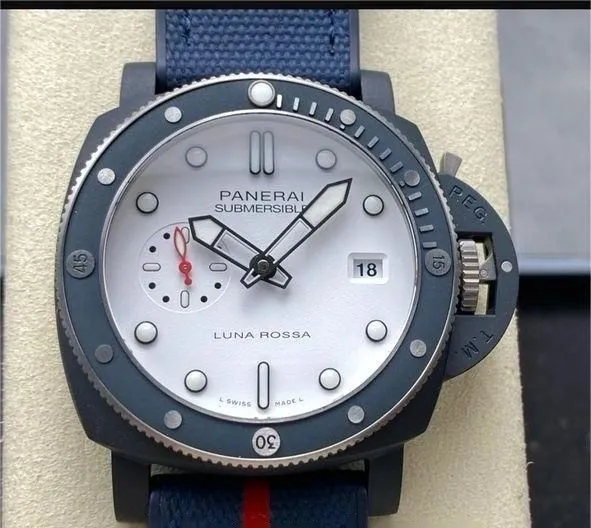 VS Factory Panerai Submersible PAM01543 1:1 Best Edition Replica Watch