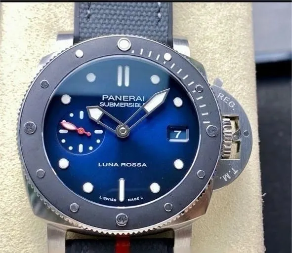 VS Factory Panerai Submersible PAM01565 1:1 Best Edition Replica Watch