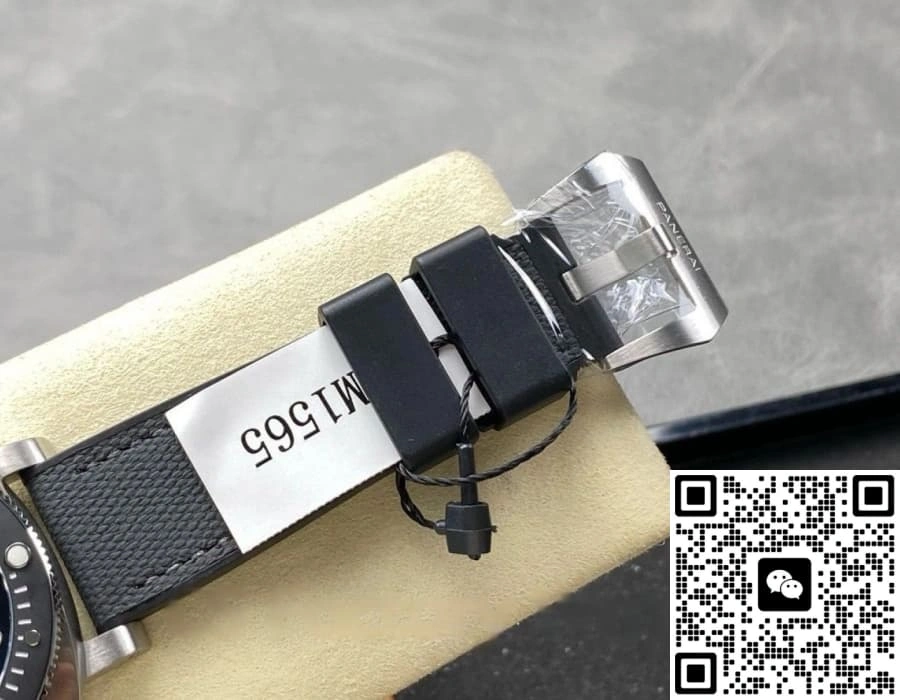 VS Factory Panerai Submersible PAM01565 1:1 Best Edition Replica Watch