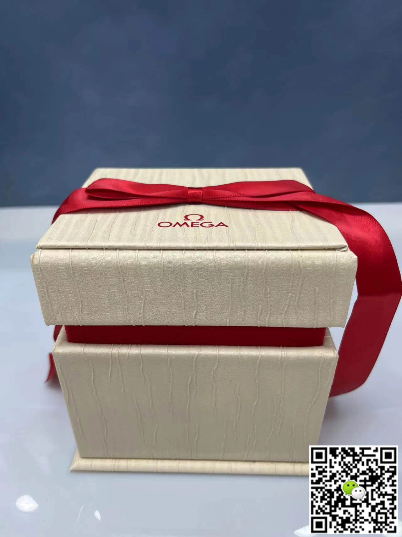 Women Omega 1:1 Best Edition Replica Watch Box