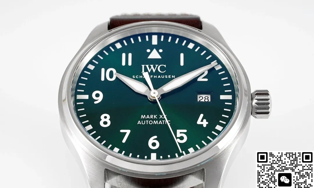 ZF Factory IWC Pilot IW328205 1:1 Best Edition Replica Watch