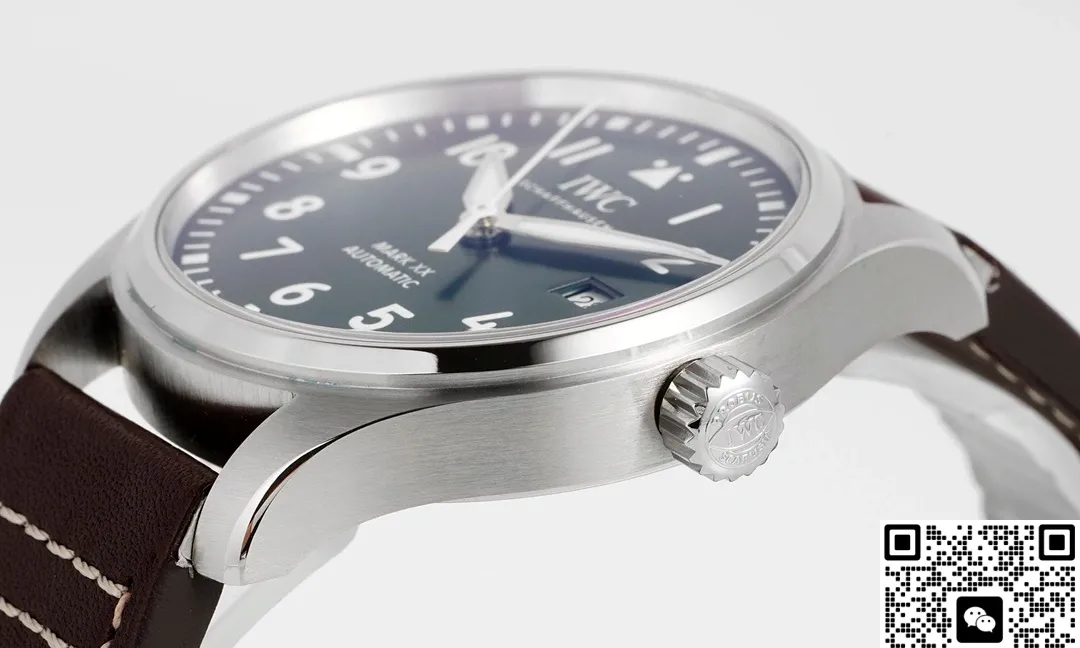 ZF Factory IWC Pilot IW328205 1:1 Best Edition Replica Watch
