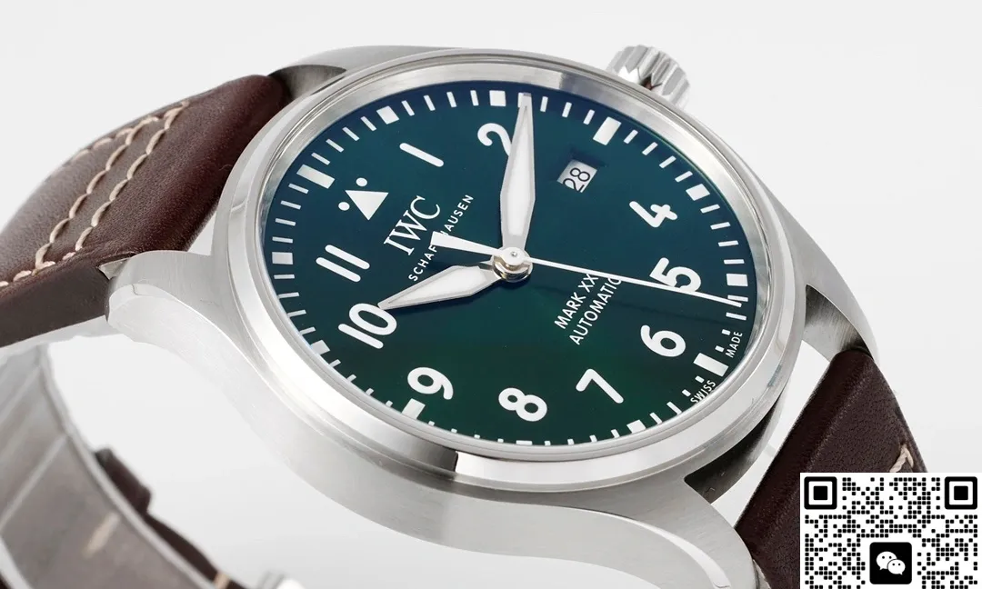 ZF Factory IWC Pilot IW328205 1:1 Best Edition Replica Watch