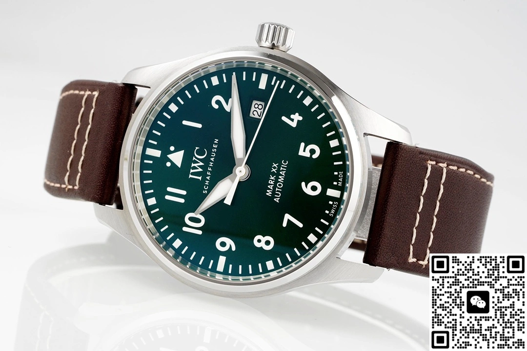 ZF Factory IWC Pilot IW328205 1:1 Best Edition Replica Watch