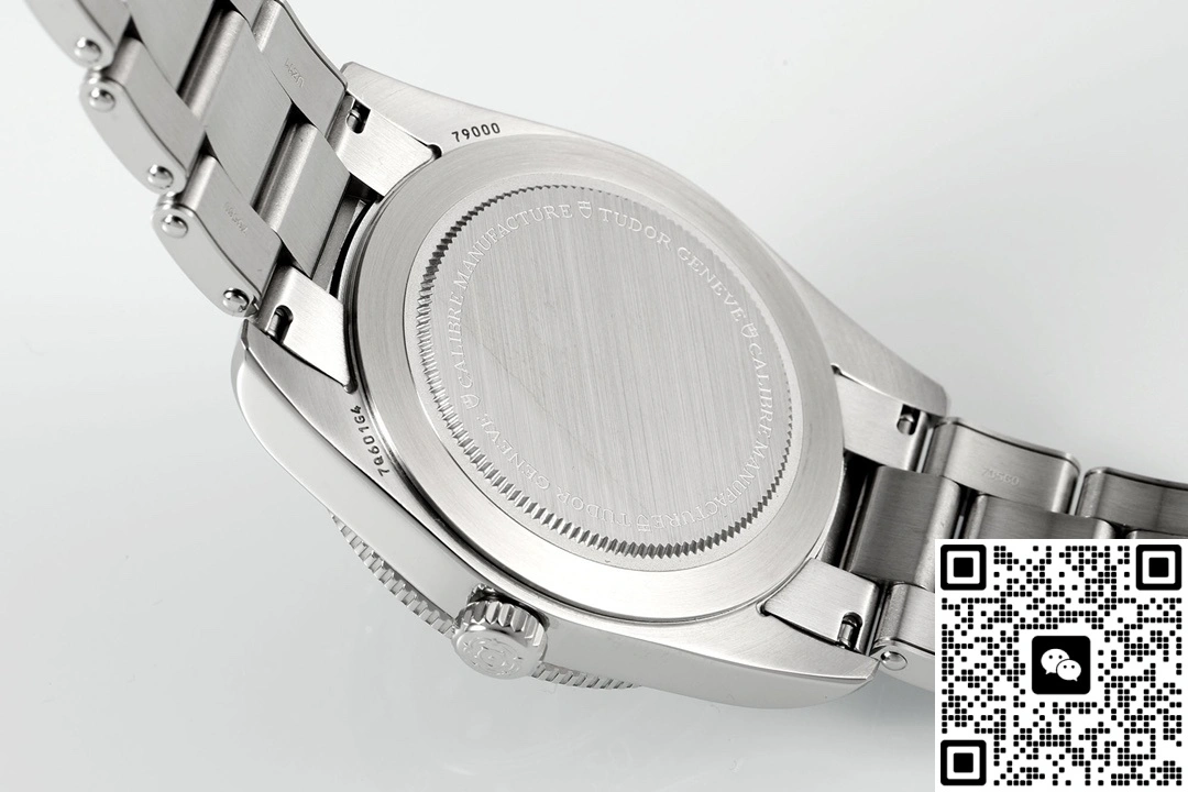 ZF Factory Tudor Biwan M79000N-0001 1:1 Best Edition Replica Watch