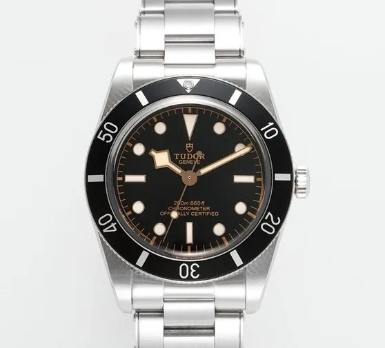 ZF Factory Tudor Biwan M79000N-0001 1:1 Best Edition Replica Watch