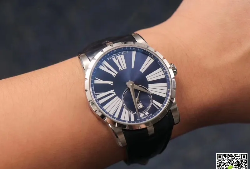 Roger Dubuis Excalibur DBEX0535 PF Factory 1:1 Best Edition Replica Watch Blue Dial Swiss ETA9015