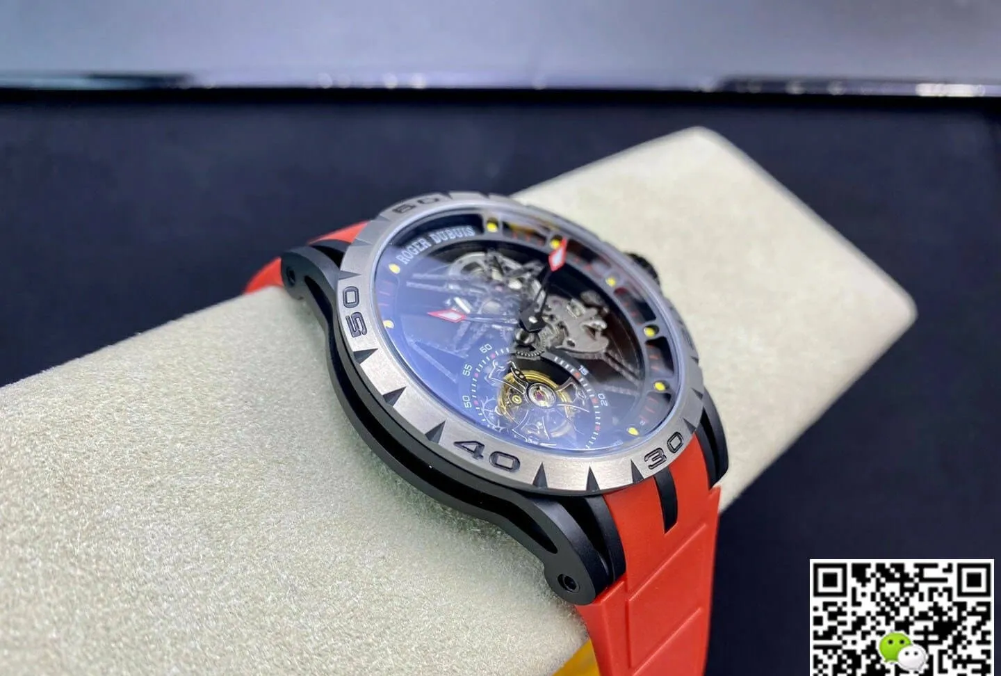 Roger Dubuis Excalibur RDDBEX0549 BBR Factory 1:1 Best Edition Replica Watch Tourbillon Red Strap