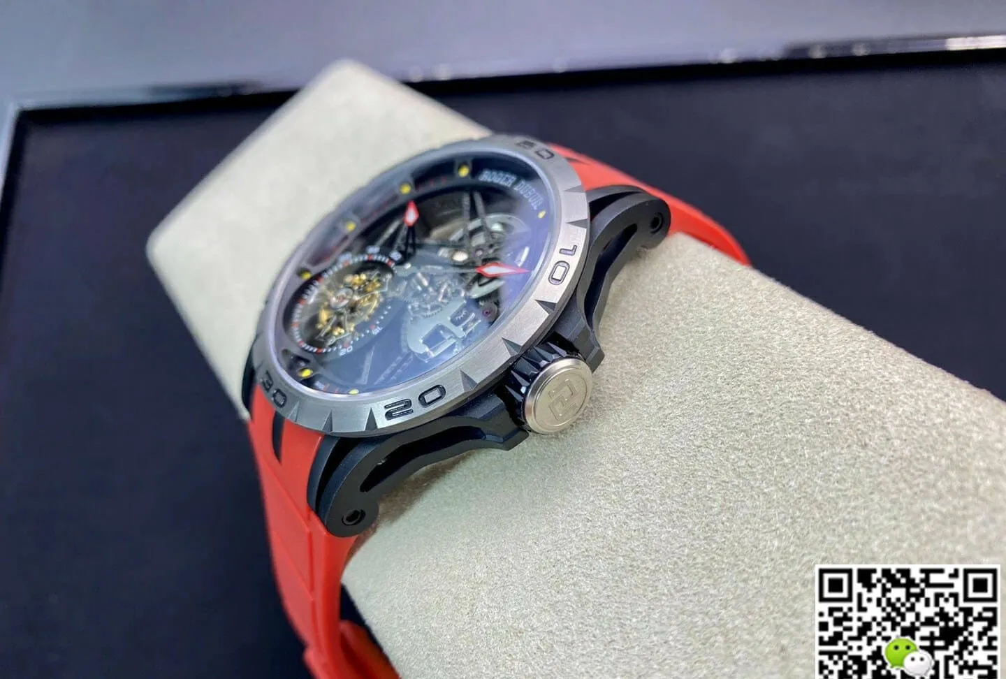 Roger Dubuis Excalibur RDDBEX0549 BBR Factory 1:1 Best Edition Replica Watch Tourbillon Red Strap