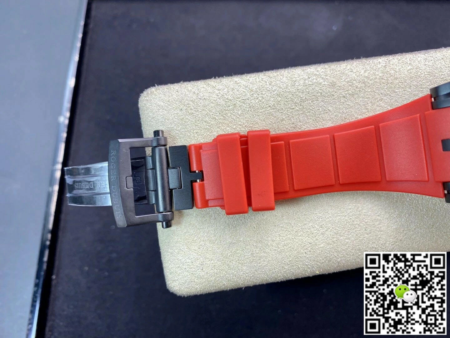 Roger Dubuis Excalibur RDDBEX0549 BBR Factory 1:1 Best Edition Replica Watch Tourbillon Red Strap