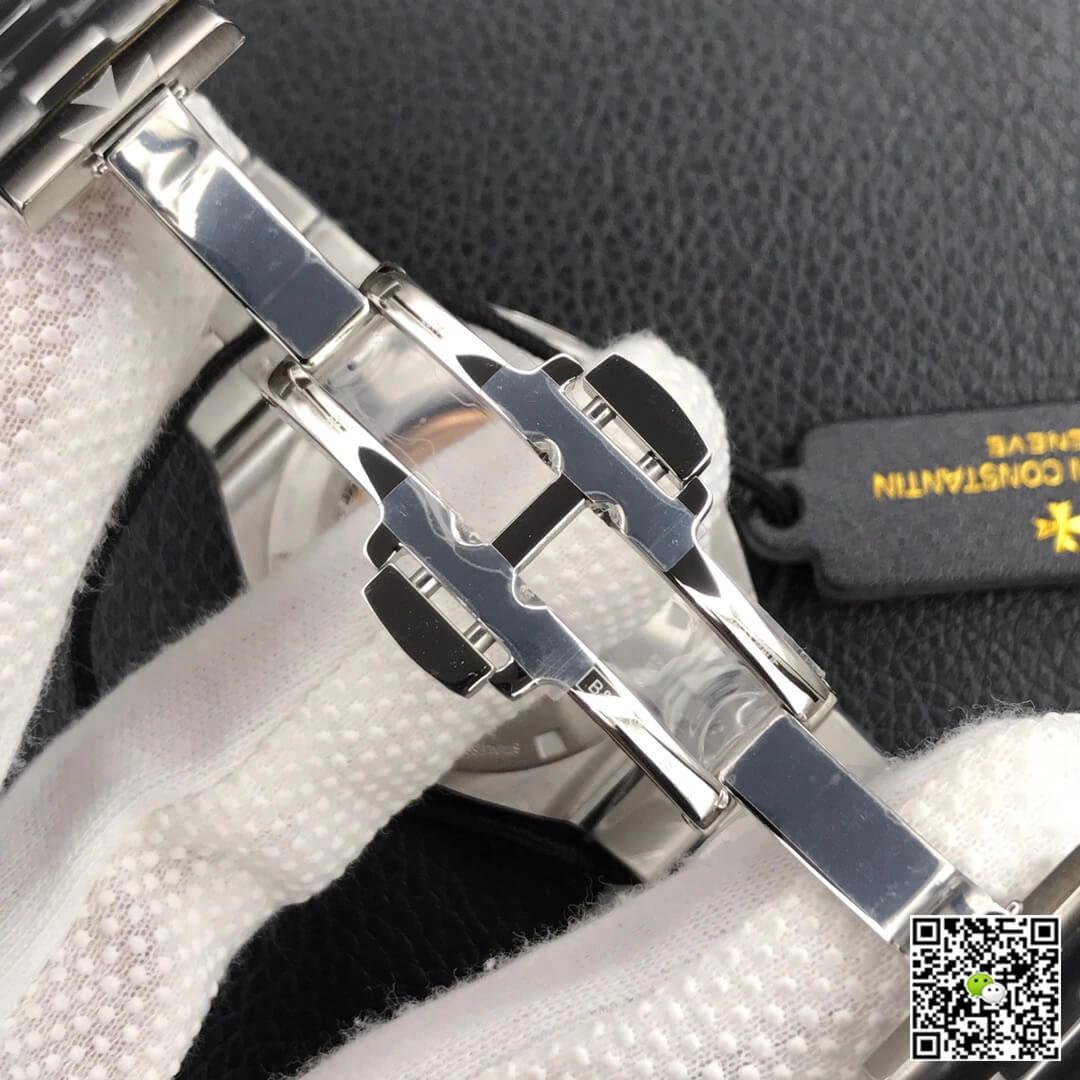 Vacheron Constantin Overseas 7700V 110A-B176 8F Factory 1:1 Best Edition Replica Watch Stainless Steel Strap