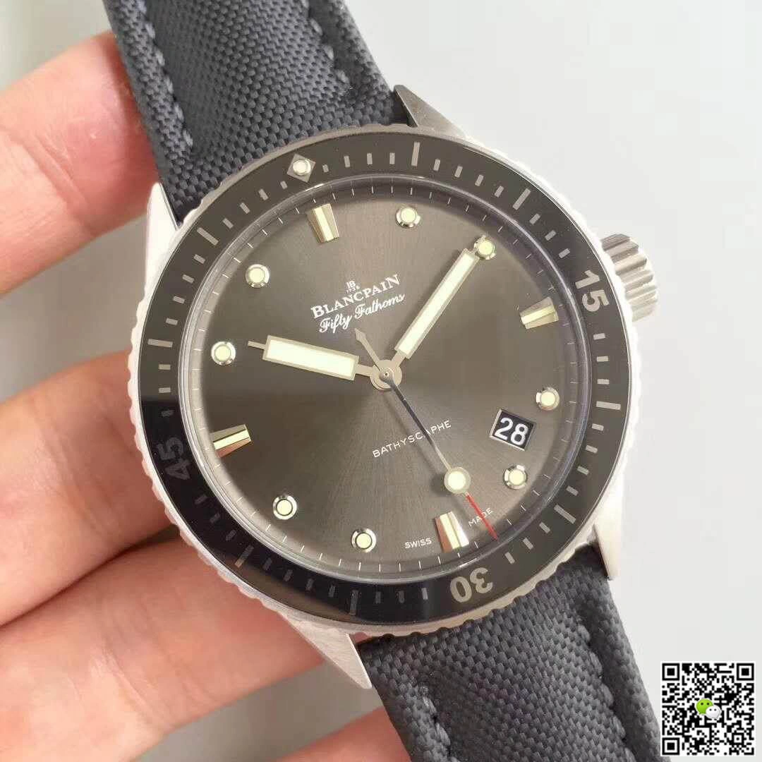Blancpain Fifty Fathoms Bathyscaphe 5000-1110-B52A ZF Factory 1:1 Best Edition Replica Watch Swiss ETA1315