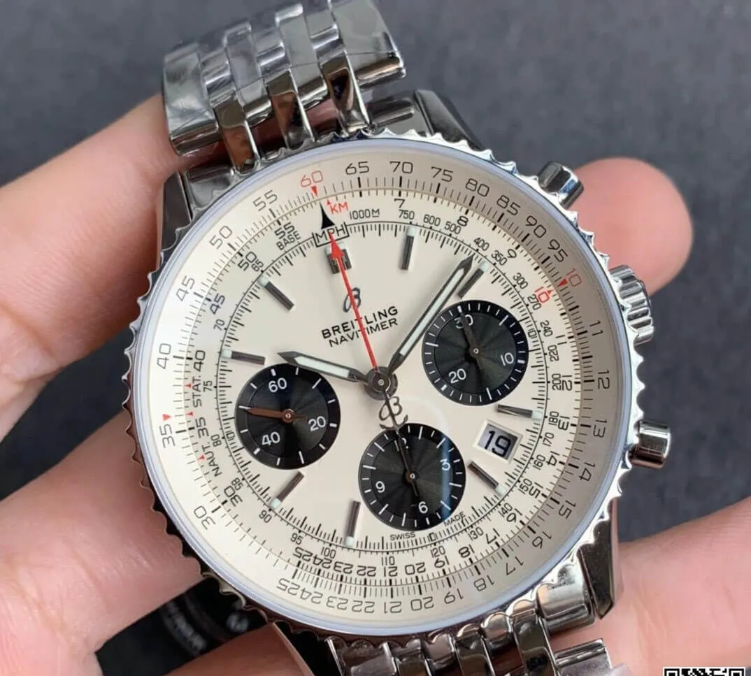 Breitling Navitimer 1 B01 AB0121211G1A1 GF Factory 1:1 Best Edition Replica Watch White Dial