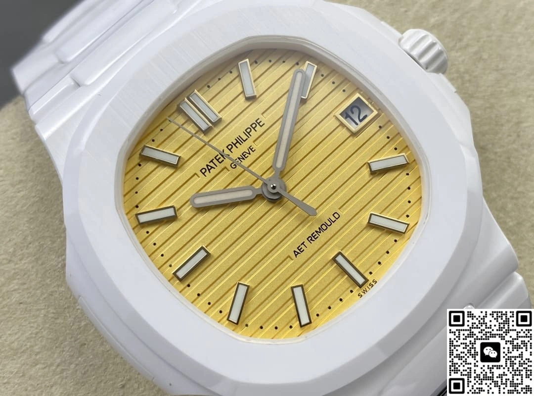 AMG Factory V2 Patek Philippe Nautilus 5711 Date Display 1:1 Best Edition Replica Watch