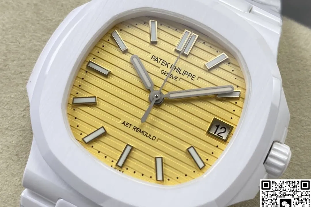 AMG Factory V2 Patek Philippe Nautilus 5711 Date Display 1:1 Best Edition Replica Watch