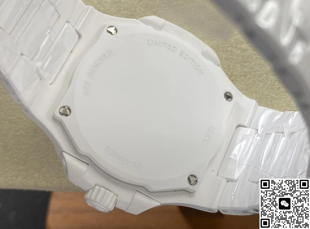 AMG Factory V2 Patek Philippe Nautilus 5711 Date Display 1:1 Best Edition Replica Watch