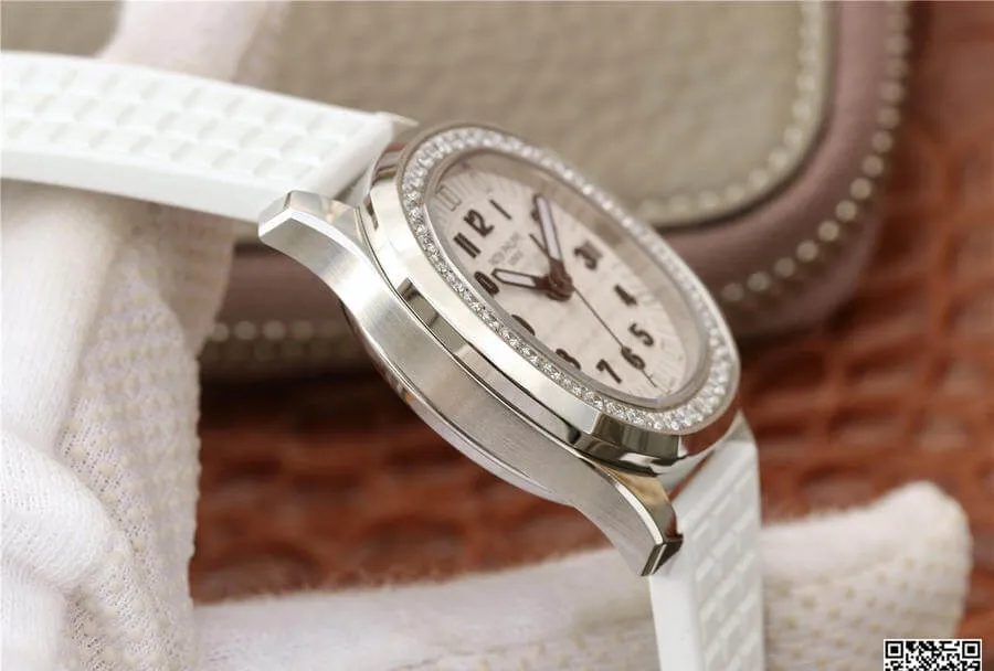 Patek Philippe Aquanaut 5067A-024 PPF Factory 1:1 Best Edition Replica Watch Diamond-Set Bezel