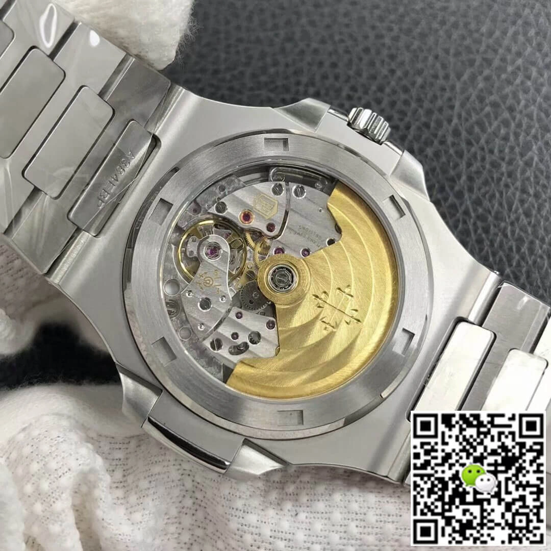 Patek Philippe Nautilus 5713 1G-010 3K Factory 1:1 Best Edition Replica Watch Diamond-Set Bezel