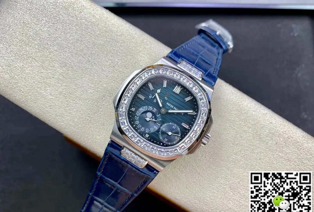 Patek Philippe Nautilus 5724G-001 GR Factory 1:1 Best Edition Replica Watch Blue Leather Strap