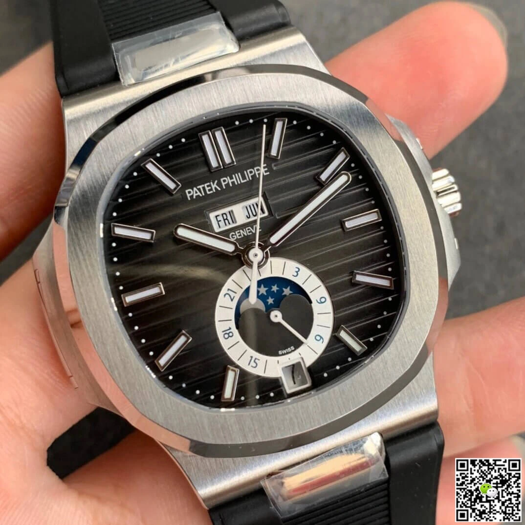 Patek Philippe Nautilus 5726 GR Factory 1:1 Best Edition Replica Watch V2 Black Dial