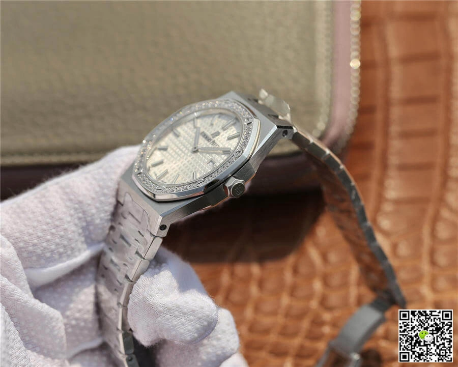 Audemars Piguet Royal Oak 67650 JF Factory 1:1 Best Edition Replica Watch White Dial