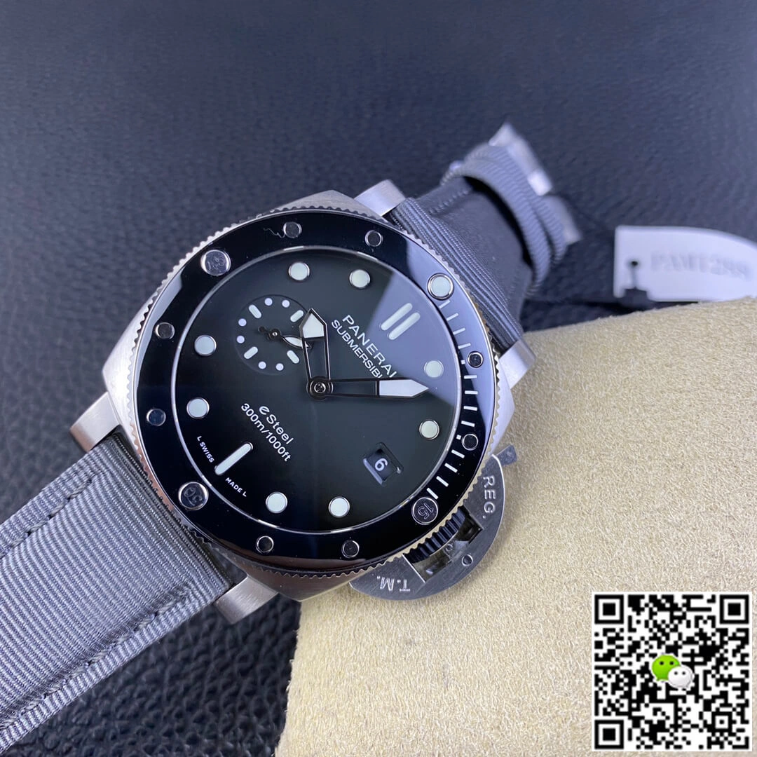 SBF Panerai Submersible PAM01288 VS Factory 1:1 Best Edition Replica Watch Leather Strap