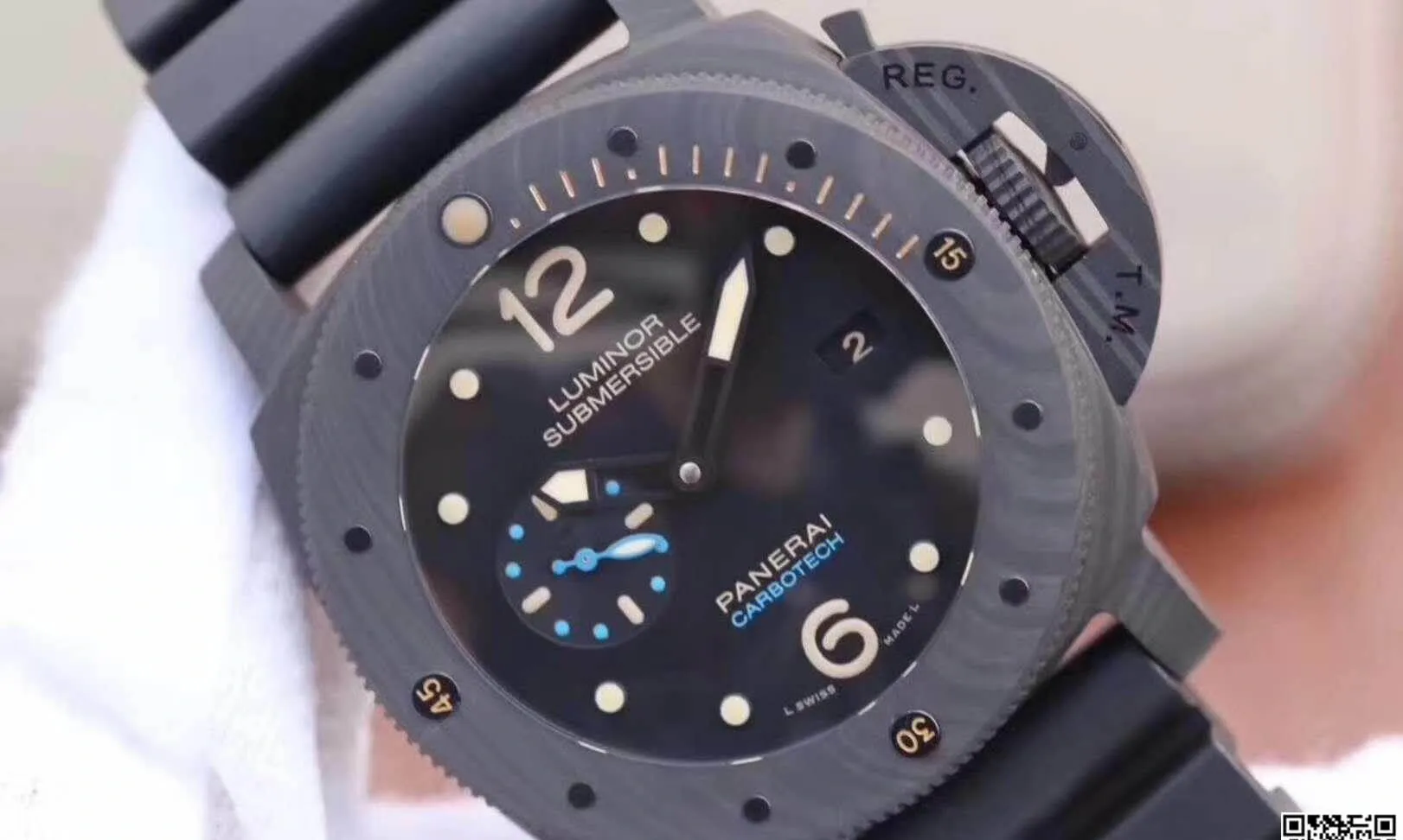 Panerai Submersible PAM616 VS Factory 1:1 Best Edition Replica Watch Swiss ETA P9000