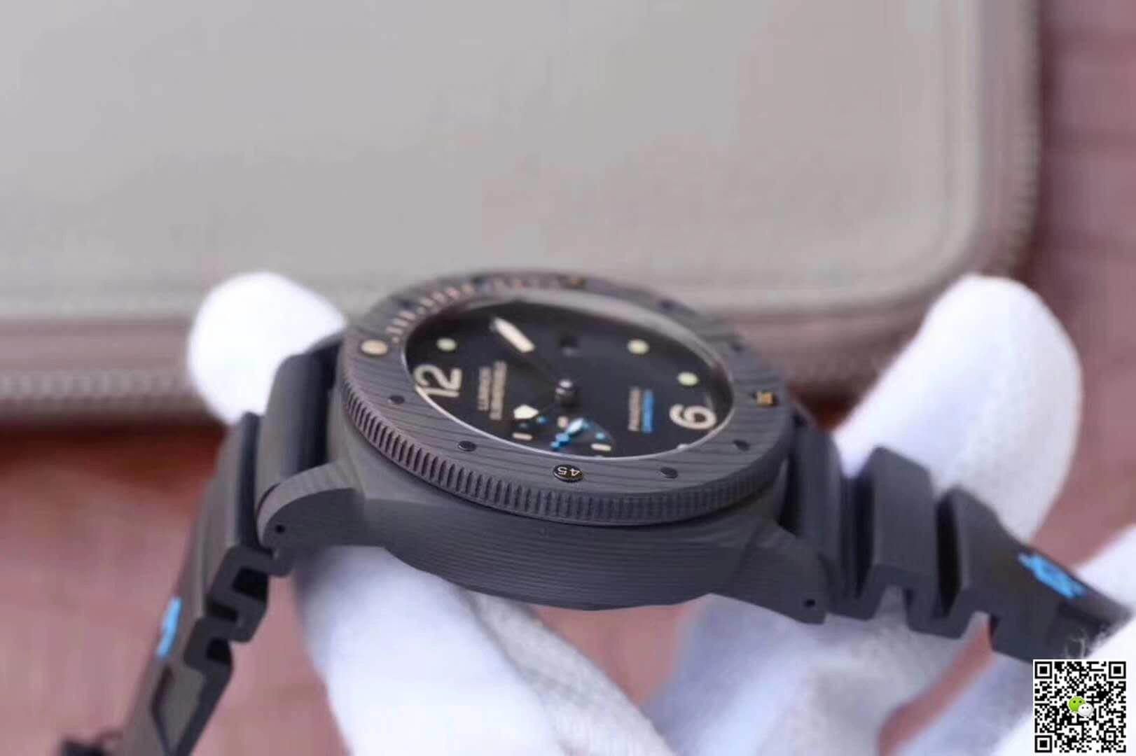 Panerai Submersible PAM616 VS Factory 1:1 Best Edition Replica Watch Swiss ETA P9000