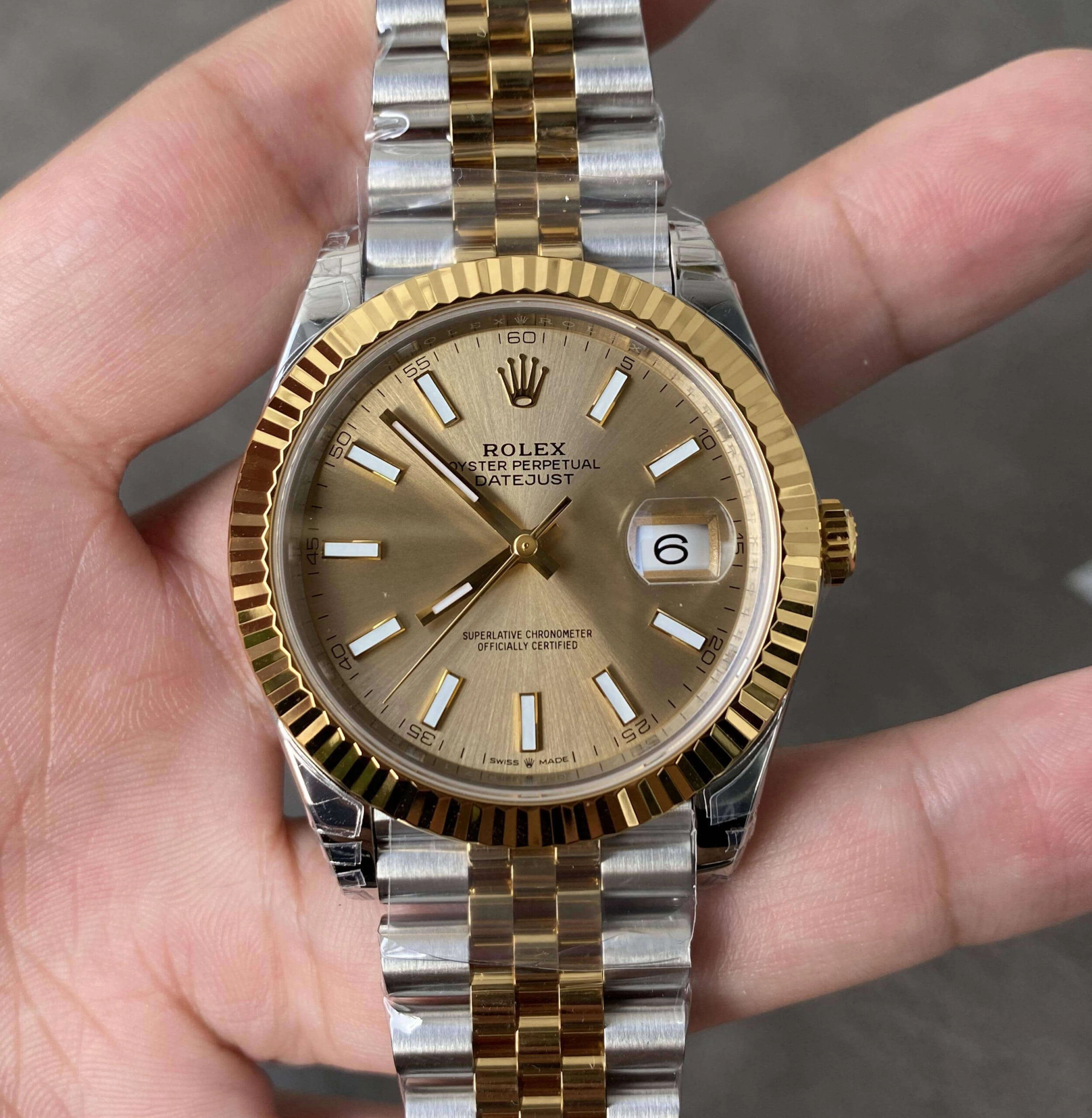 Rolex Datejust M126333-0010 41MM VS Factory 1:1 Best Edition Replica Watch Gold Dial