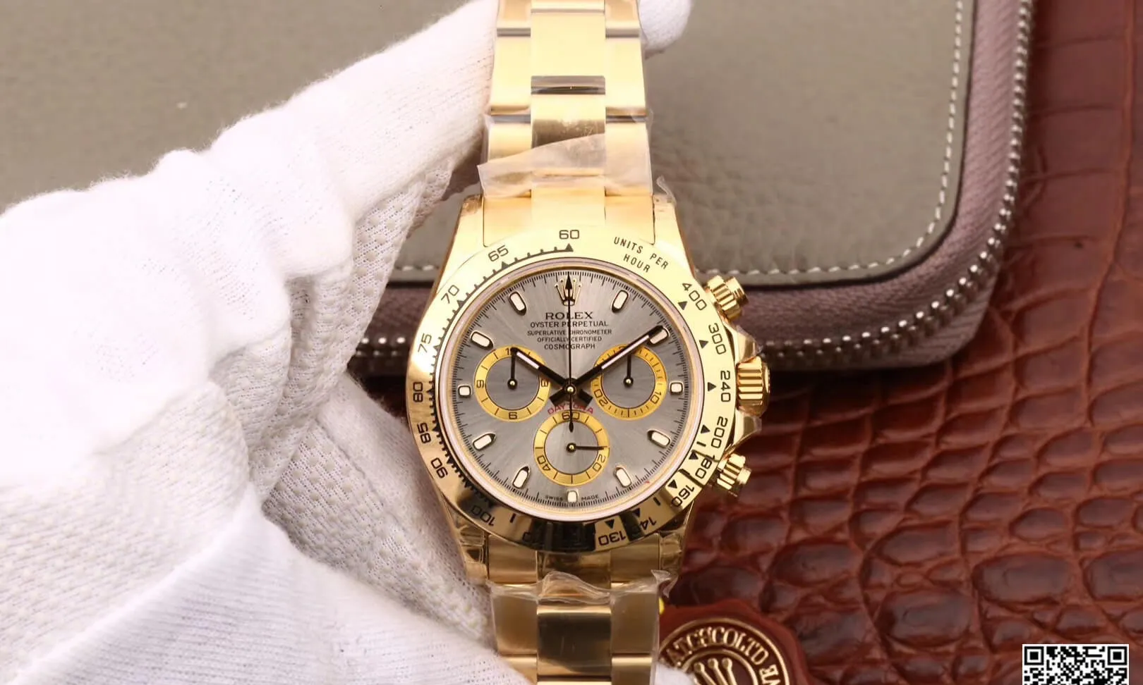 Rolex Daytona Cosmograph 116508 JH Factory 1:1 Best Edition Replica Watch Gold Strap