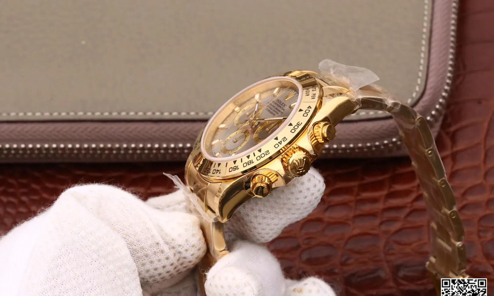 Rolex Daytona Cosmograph 116508 JH Factory 1:1 Best Edition Replica Watch Gold Strap