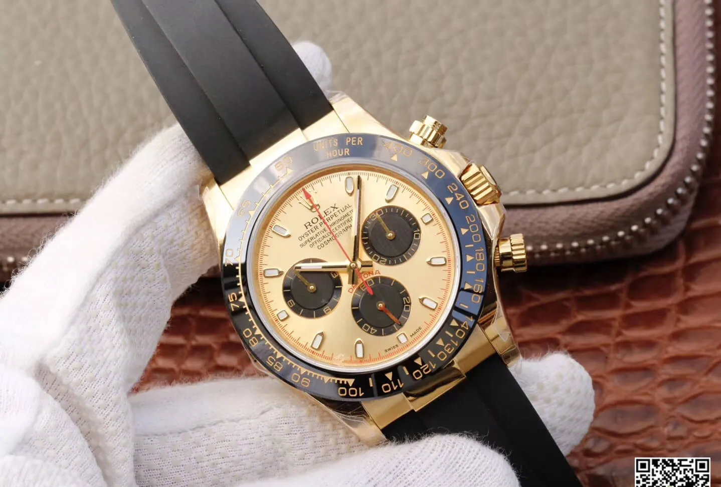 Rolex Daytona Cosmograph 116518ln JH Factory 1:1 Best Edition Replica Watch V6 Black Bezel Gold Dial